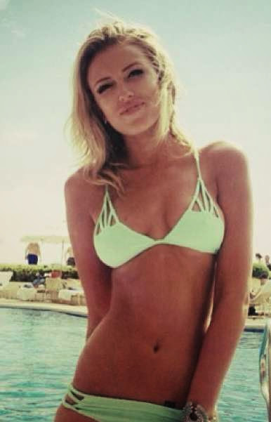 Aria giovanni boob show Paulina gretzky bikini